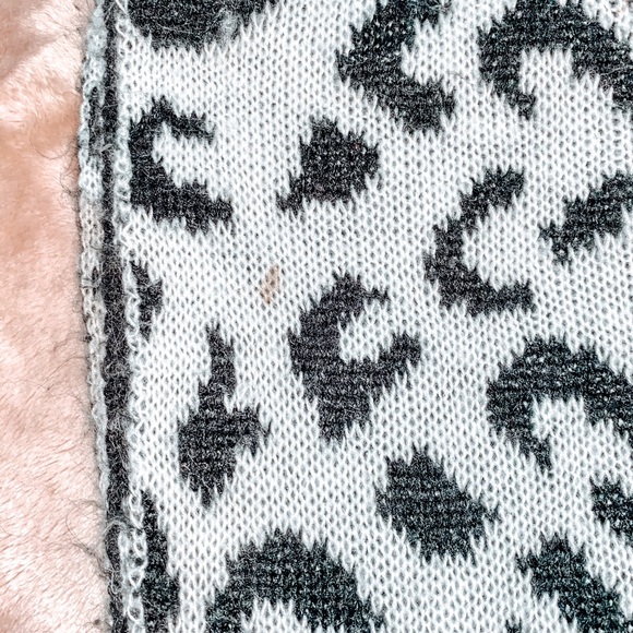 Infinity Scarf - Picture 3 of 6